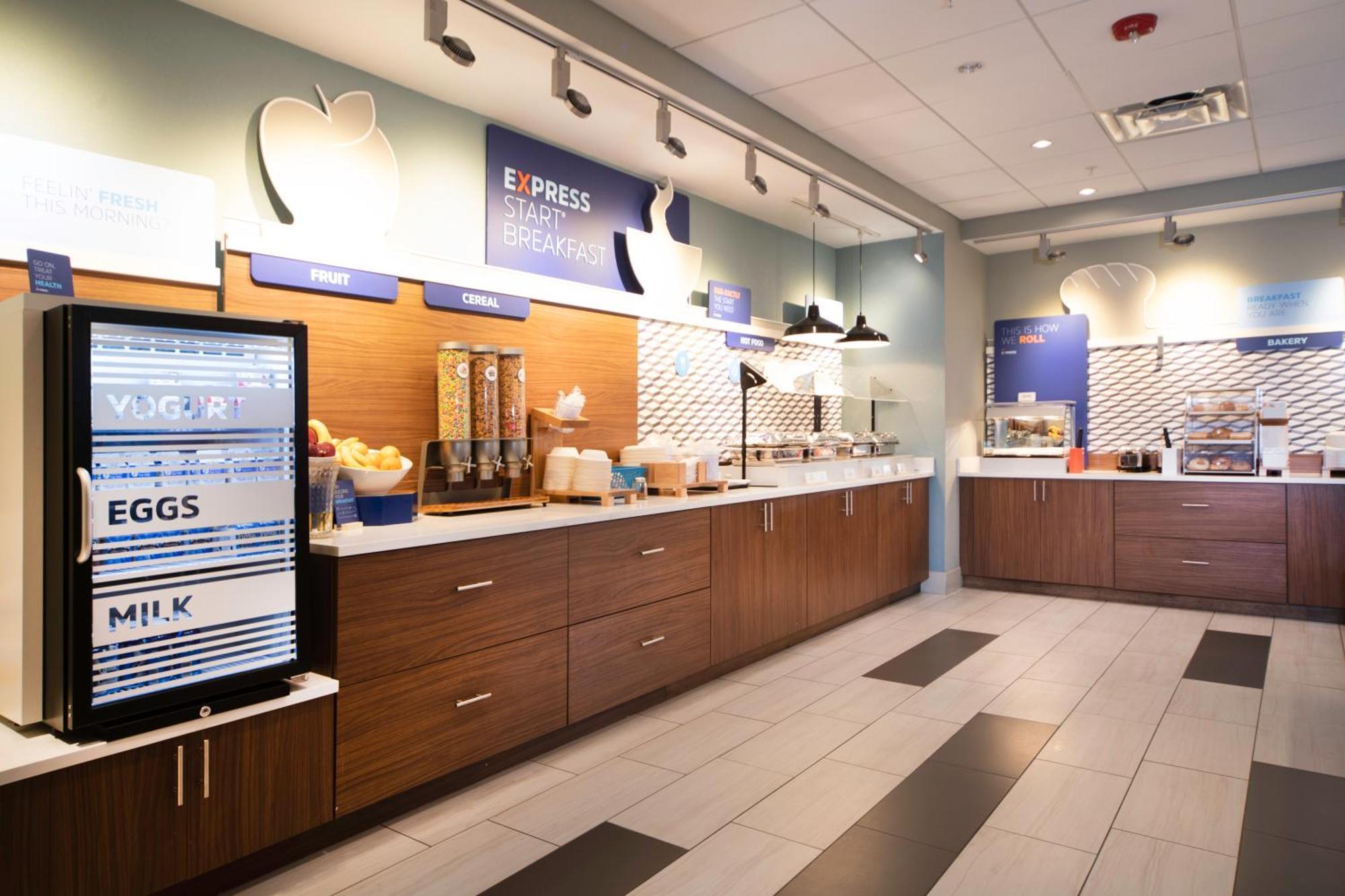 Holiday Inn Express & Suites - Florence - Cincinnati Airport By Ihg Ngoại thất bức ảnh